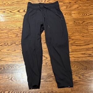 Lululemon Cropped Dance Pants